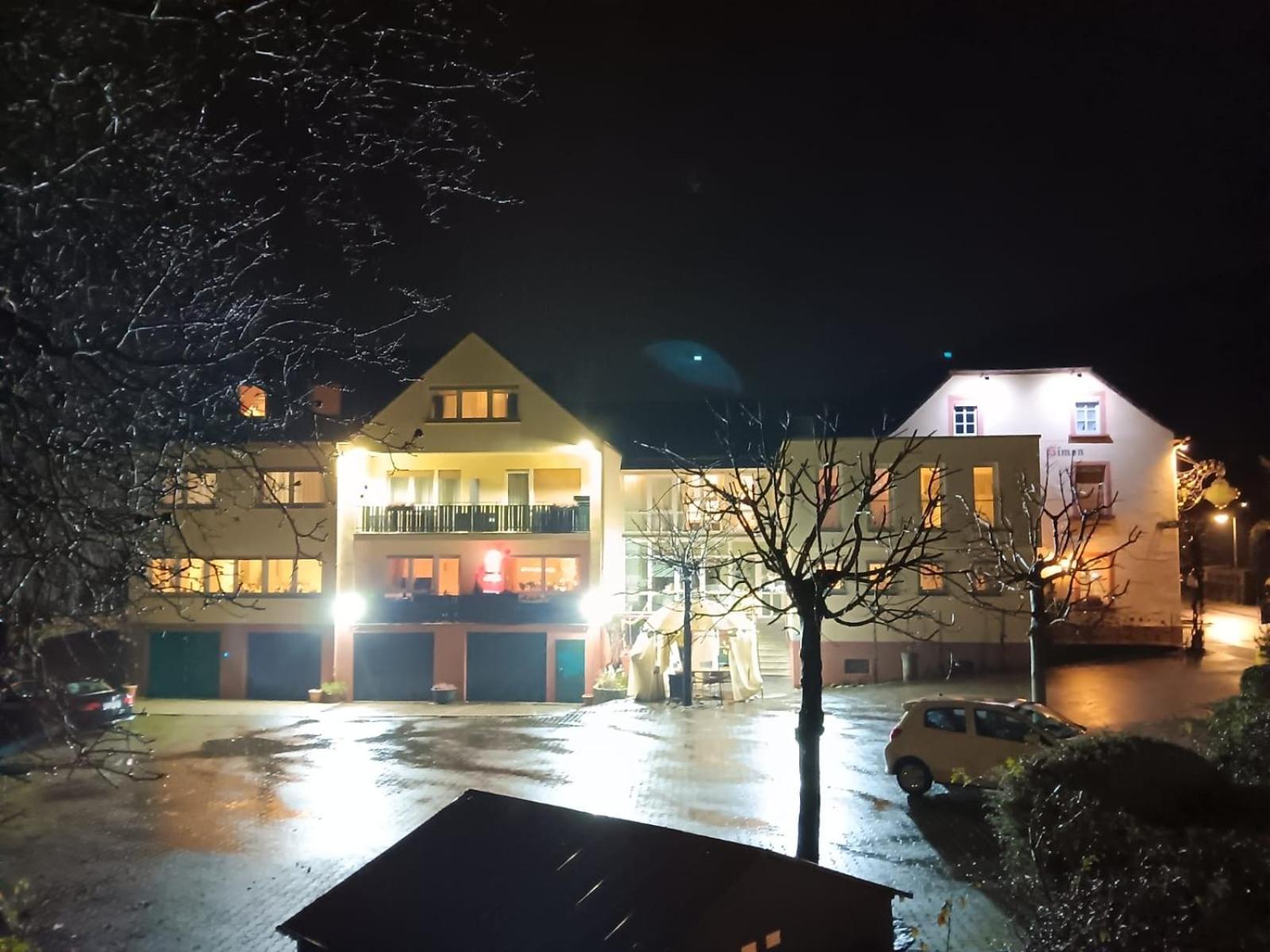 Hotel Landgasthof Simon Waldrach Exterior foto